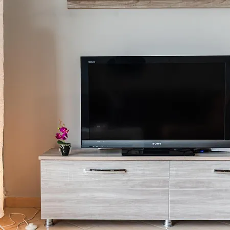 Seaside By Pikhost Apartman