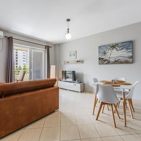 Seaside By Pikhost *