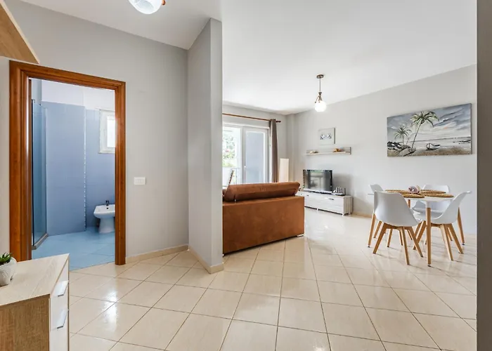 Seaside By Pikhost Apartman *