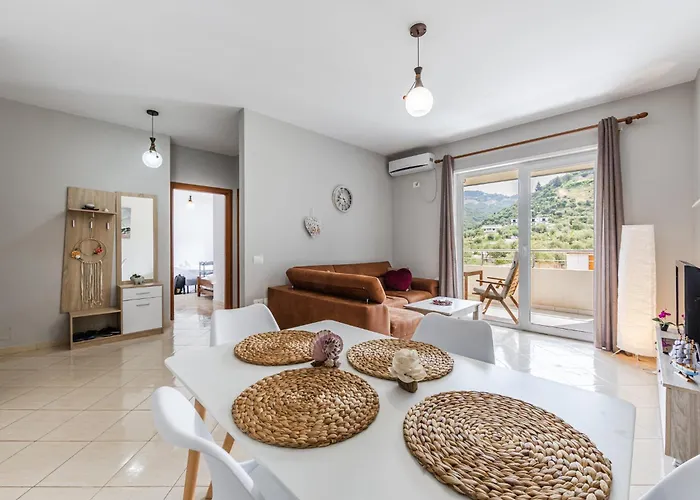 Seaside By Pikhost *