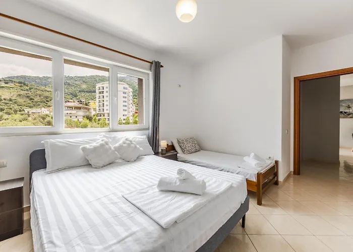 Seaside By Pikhost Apartman